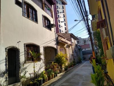 Casas 3 e 4 Quartos para Venda, em Niterói, bairro Icaraí, 5 dormitórios, 2 banheiros, 2 suítes
